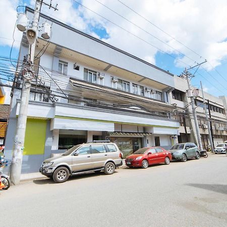 Reddoorz Plus Near San Pedro Cathedral Davao Екстер'єр фото
