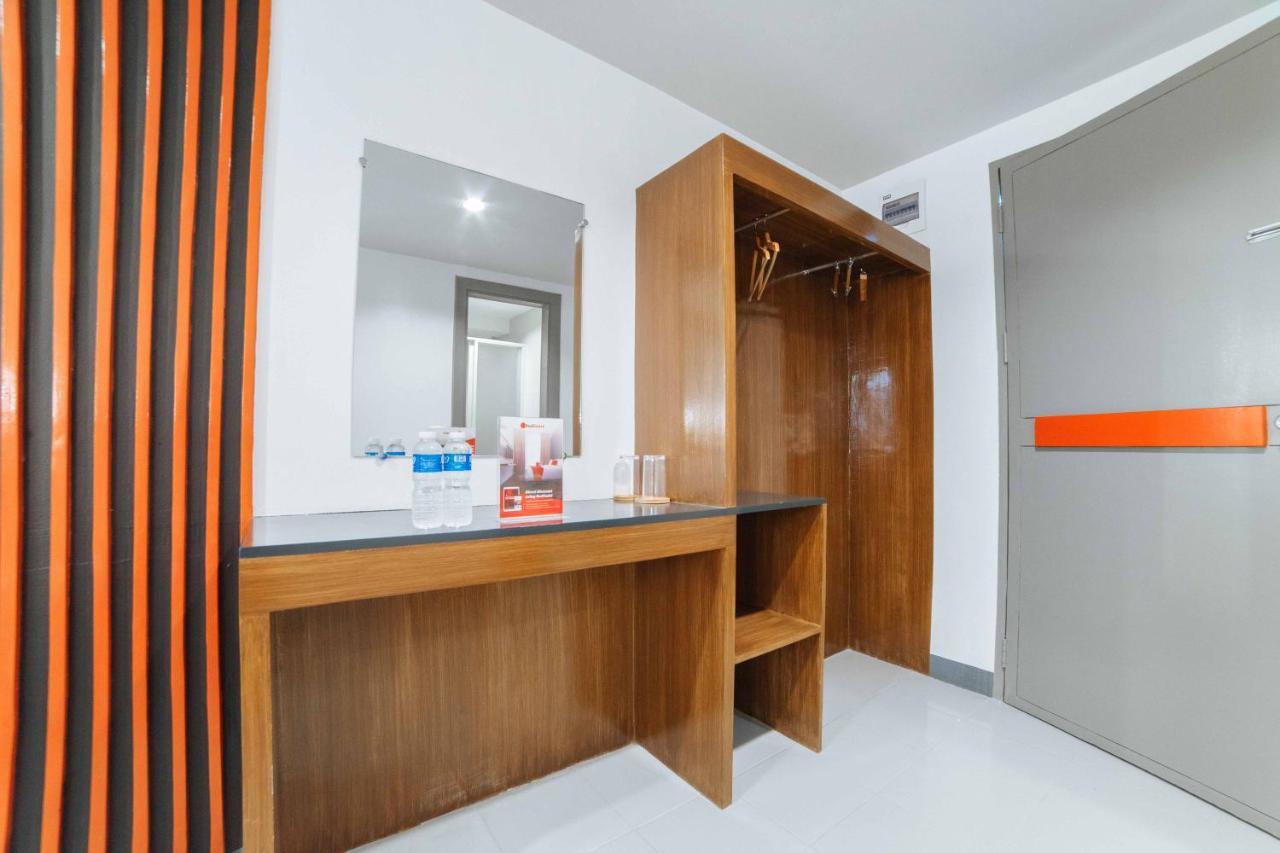 Reddoorz Plus Near San Pedro Cathedral Davao Екстер'єр фото