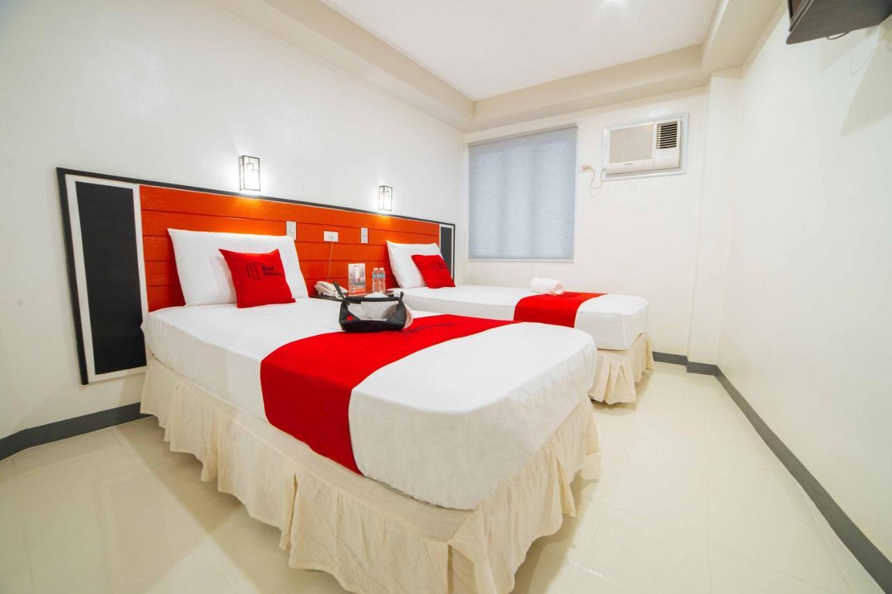 Reddoorz Plus Near San Pedro Cathedral Davao Екстер'єр фото