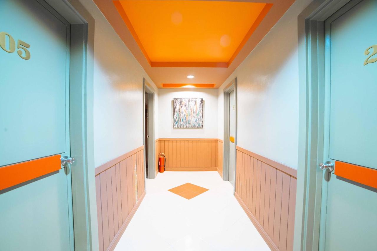Reddoorz Plus Near San Pedro Cathedral Davao Екстер'єр фото