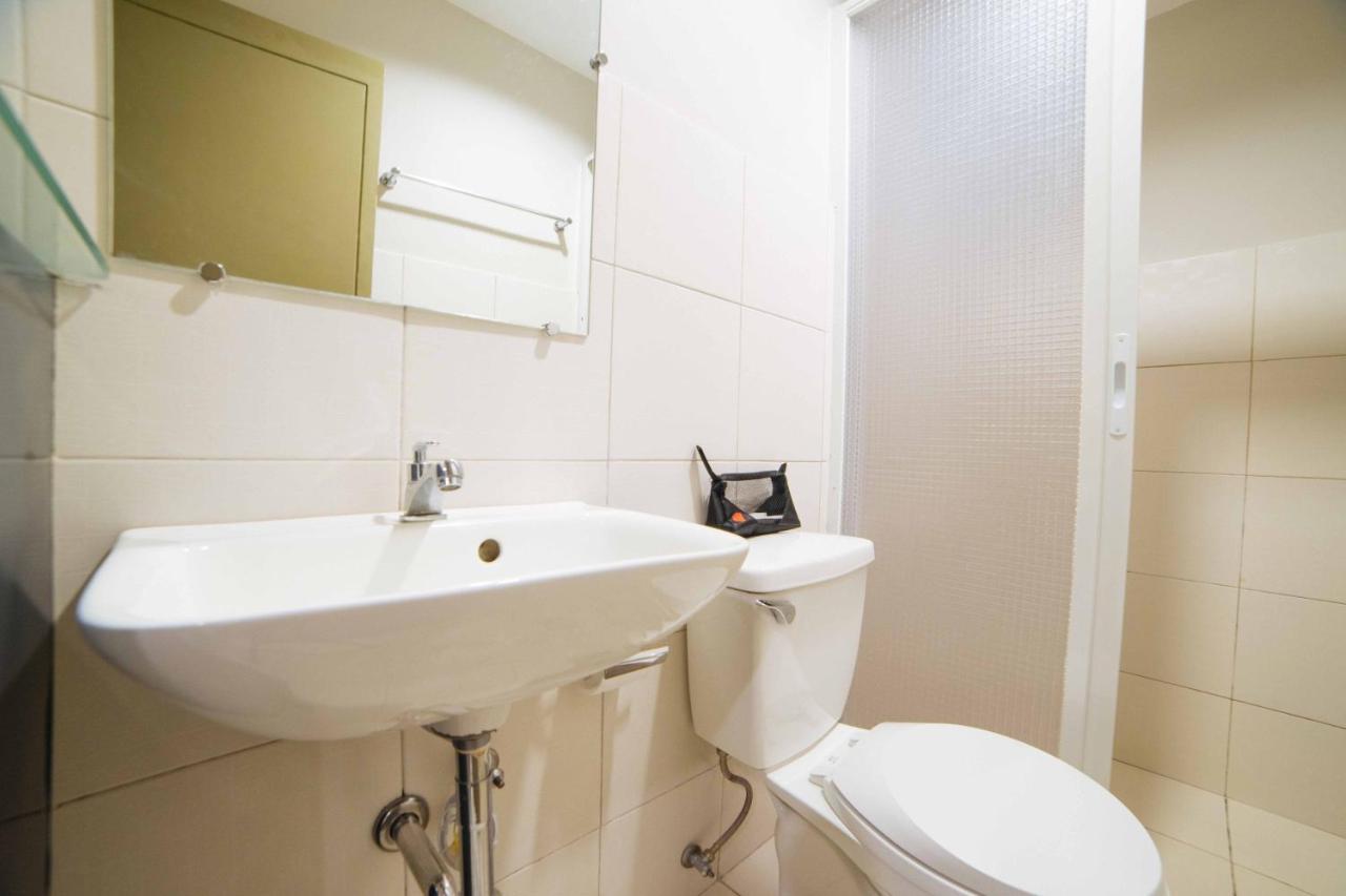 Reddoorz Plus Near San Pedro Cathedral Davao Екстер'єр фото