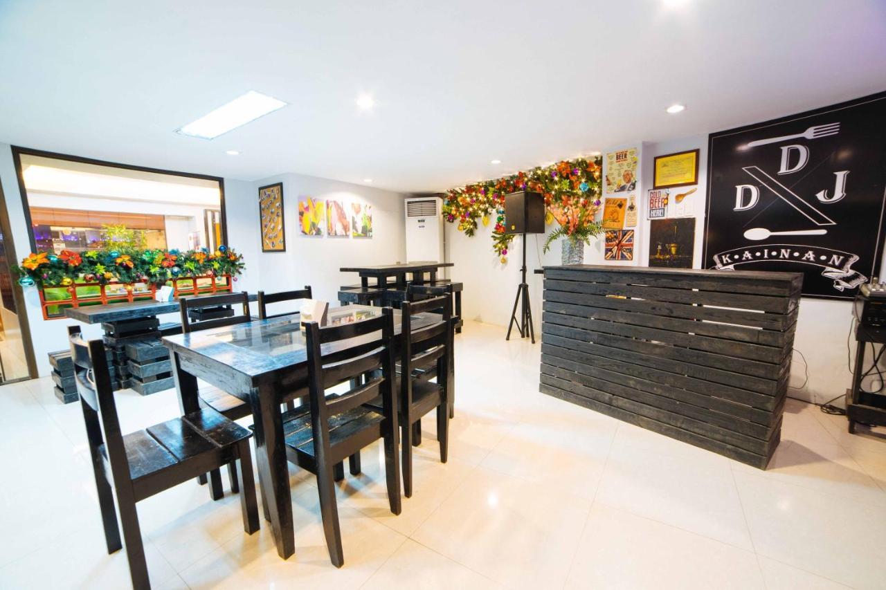 Reddoorz Plus Near San Pedro Cathedral Davao Екстер'єр фото